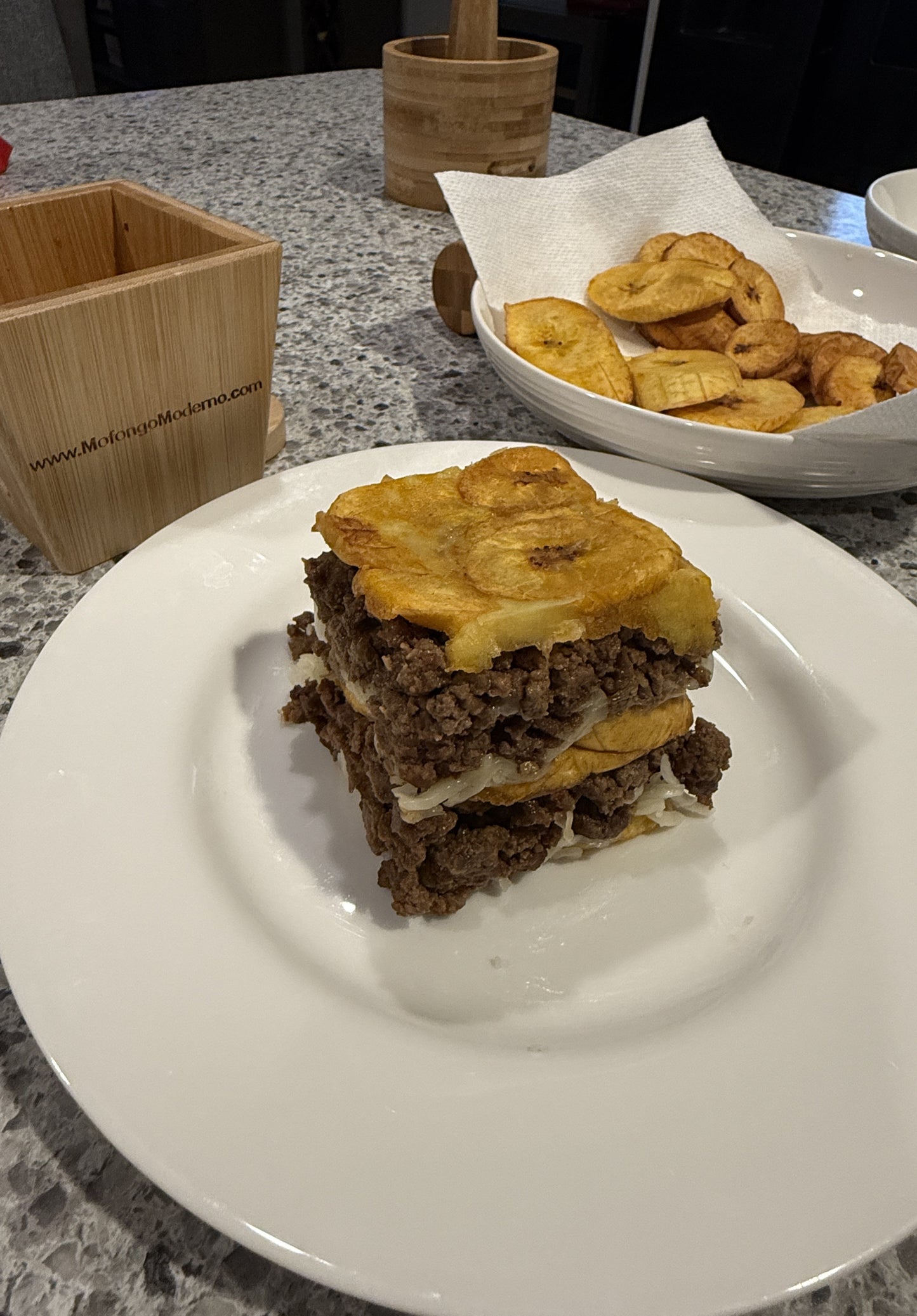 Mofongo Moderno Cuadrado / Square A